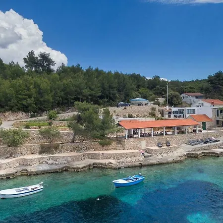 Golden Bay Hvar Hotel apartamentowy 4*