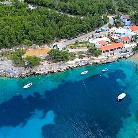 Golden Bay Hvar