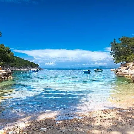 Golden Bay Hvar