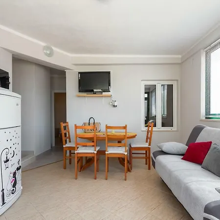 Aparthotel Golden Bay Hvar