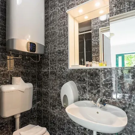 Aparthotel Golden Bay Hvar