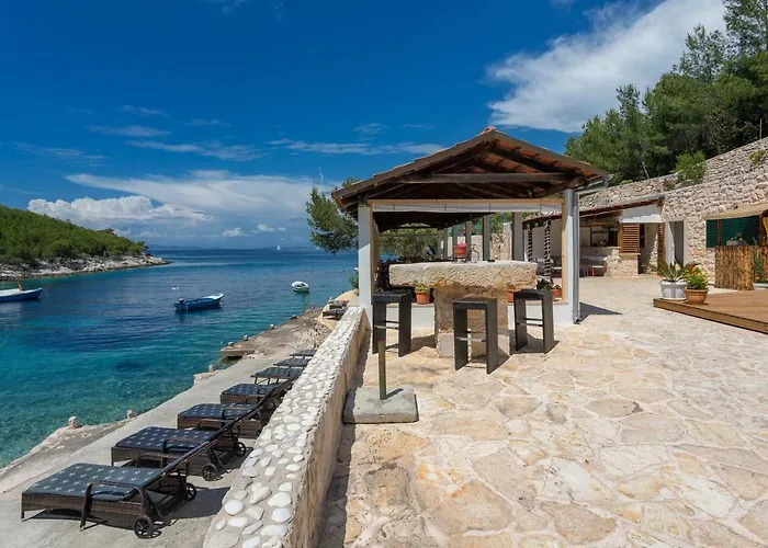 Golden Bay Hvar 3* Хвар