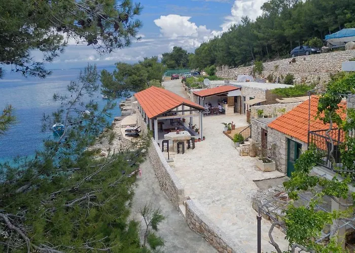 Golden Bay Hvar