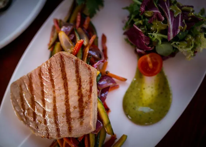 Golden Bay Hvar شقة فندقية